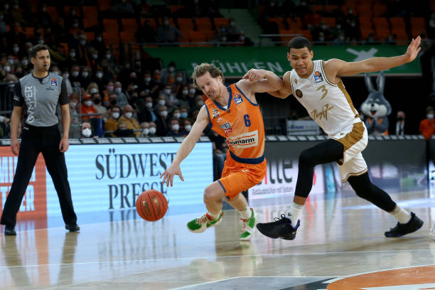 的扣篮组成 的扣篮组成