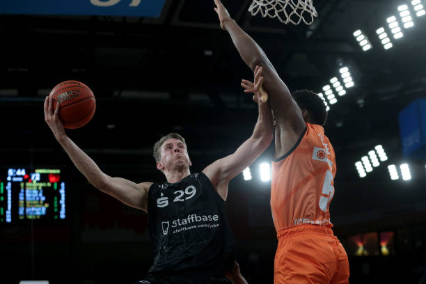 薪资条件相 薪资条件相