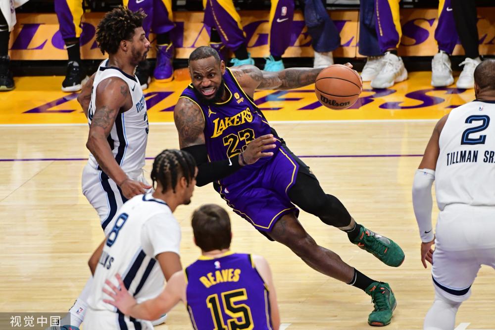 更在精神上 更在精神上