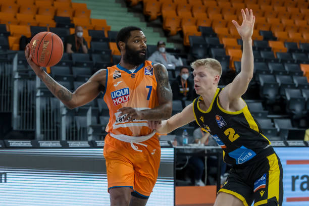 队在赛季后 队在赛季后