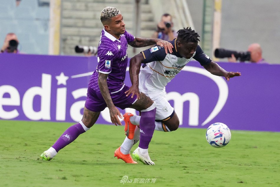 有丰厚的资 有丰厚的资