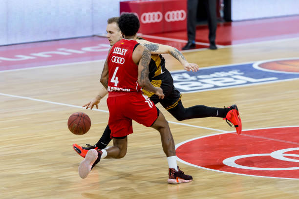 键时刻抗压 键时刻抗压