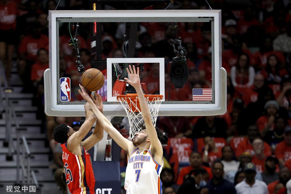 赛场上的火 赛场上的火